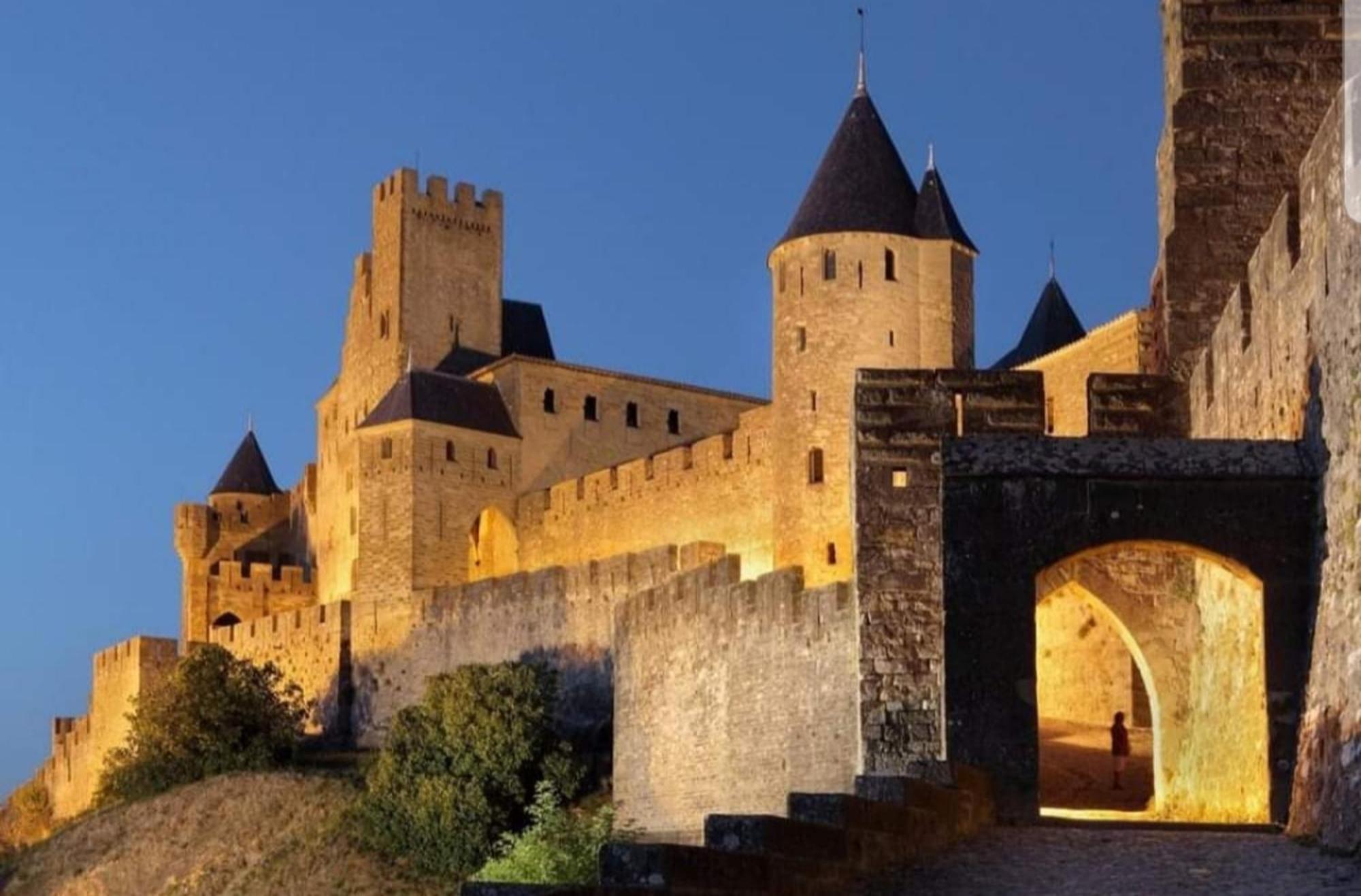 Villa Elegante A Carcassonne Avec Jardin Et Jacuzzi Ngoại thất bức ảnh