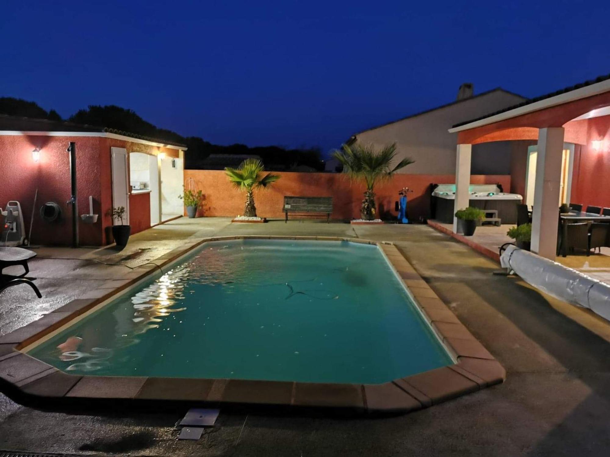Villa Elegante A Carcassonne Avec Jardin Et Jacuzzi Ngoại thất bức ảnh